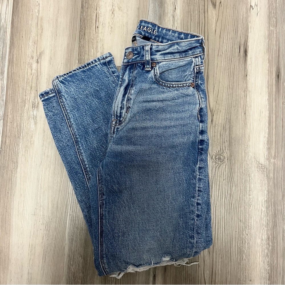 American Eagle Outfitters Women's Classic Blue Straight Leg Jeans